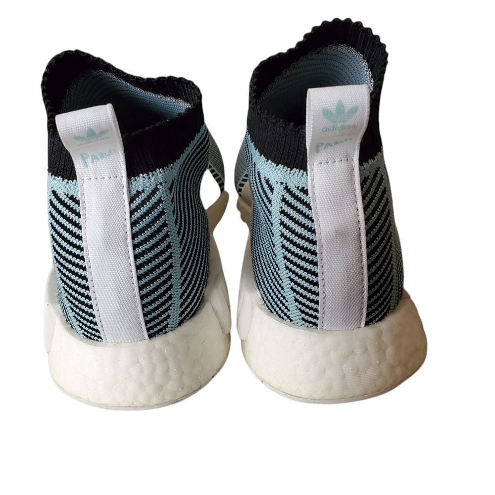 Adidas - Picture 2 of 9